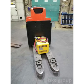 Перевозчик паллет Toyota OSE 250