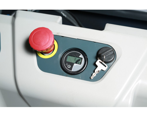 Самоходный штабелер ESL16 TX430 SBC