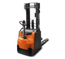 Электрический штабелер Toyota SWE160L (Взрывозащитное исполнение)