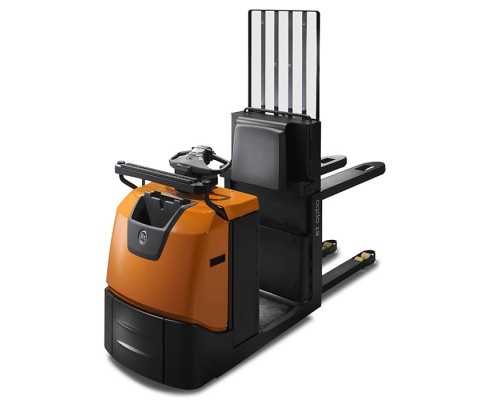 Комплектовщик заказов низкого уровня Toyota OSE120P (Исполнение для рыбной промышленности)