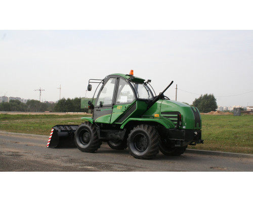 Универсальный погрузчик АМКОДОР 527