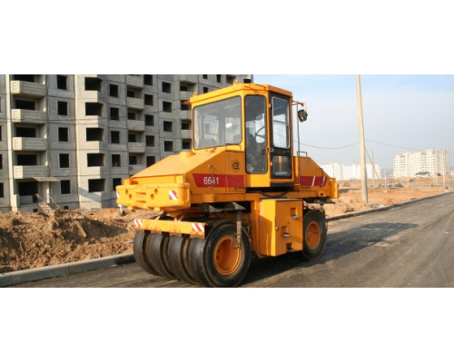 Каток статический пневмошинный самоходный АМКОДОР 6641