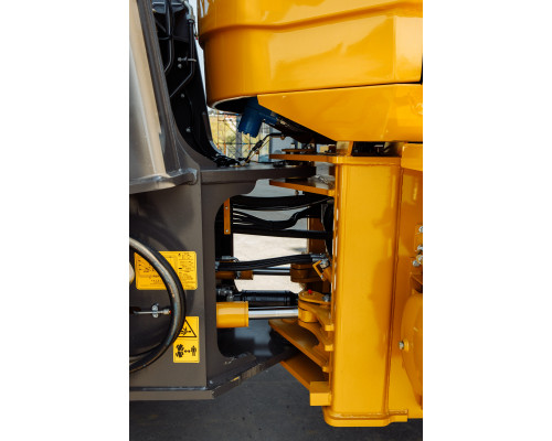 Фронтальный погрузчик WL836H